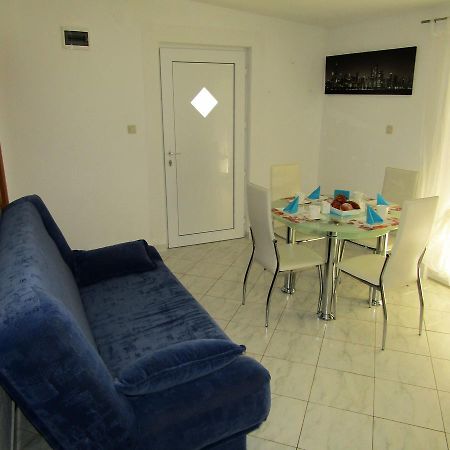 Apartments Kokor Vodice Exterior foto