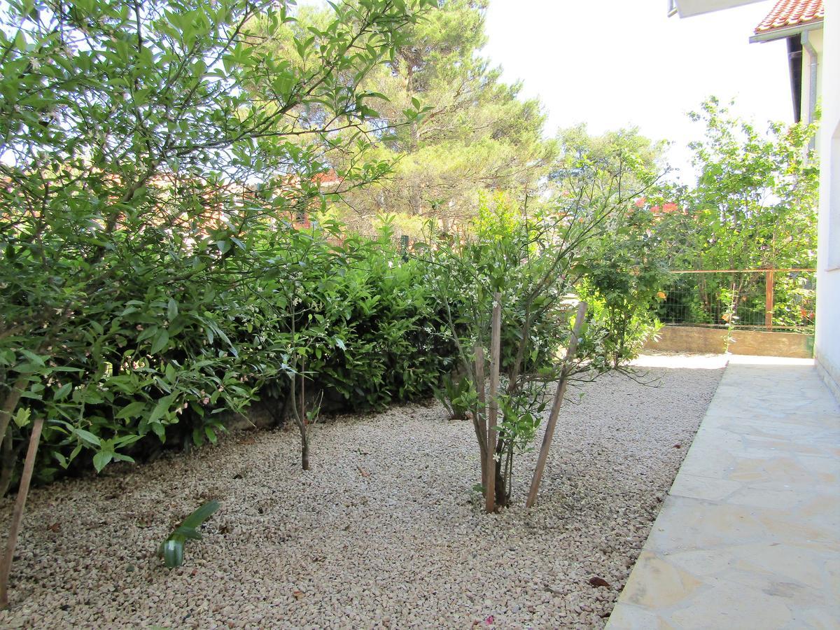 Apartments Kokor Vodice Exterior foto